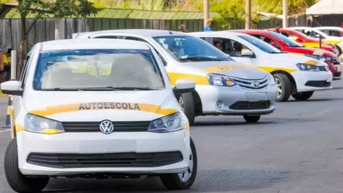 autoescola-1k1r7kzj7vjud